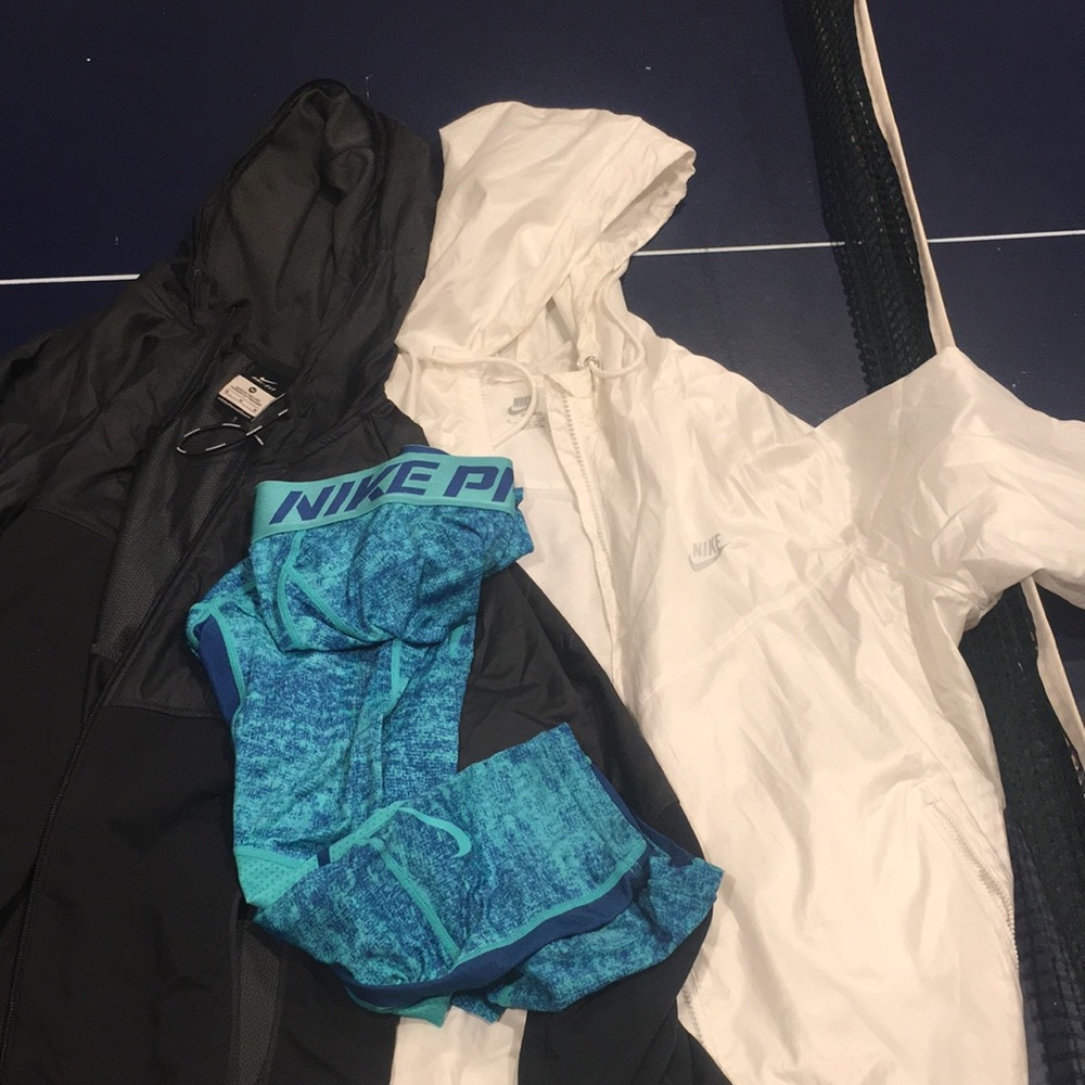 LOT OF 3 NIKE